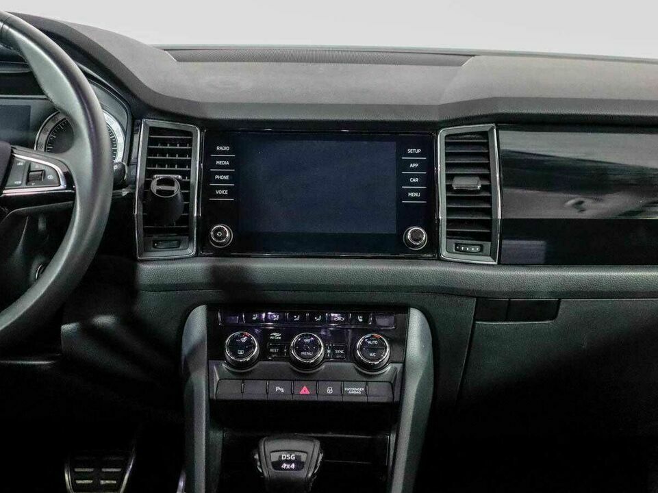 Skoda kodiaq робот 2017 с пробегом 57 413 км, фото №4