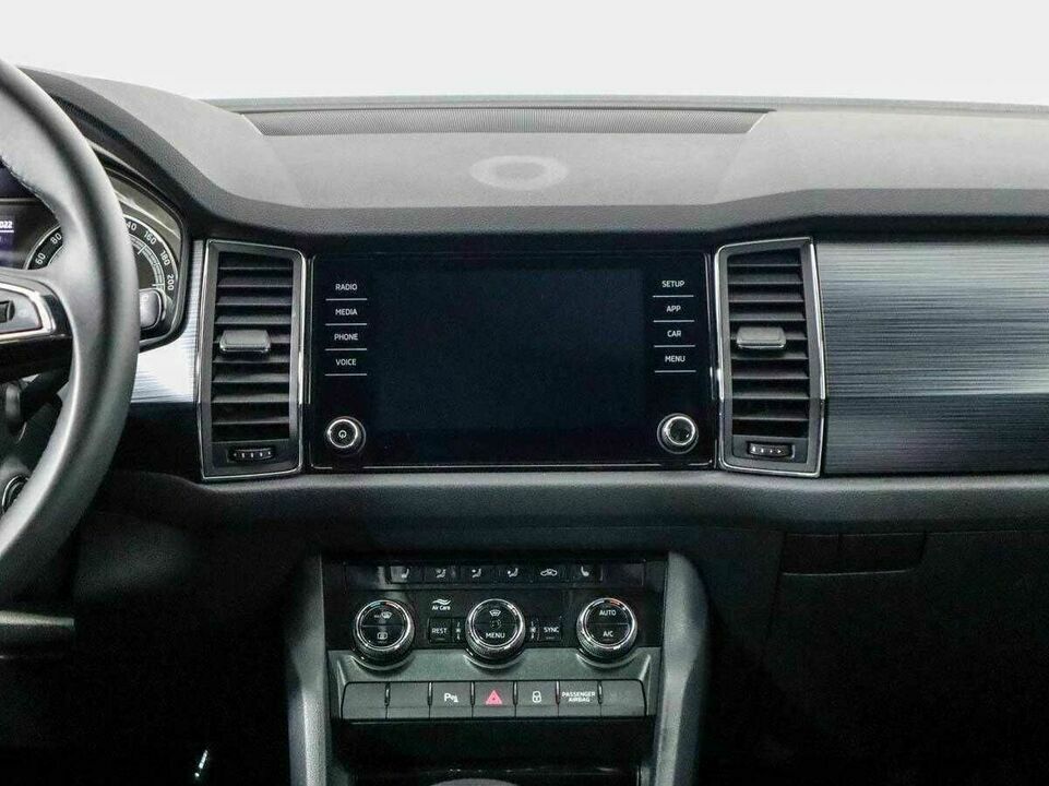 Skoda kodiaq робот 2017 с пробегом 53 555 км, фото №4